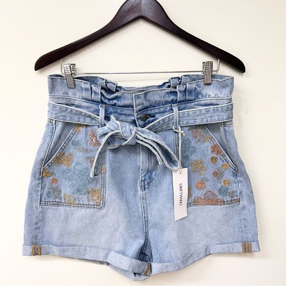 Driftwood Paperbag High Rise embroidered pocket tie waist jean shorts size 30 - Picture 2 of 7